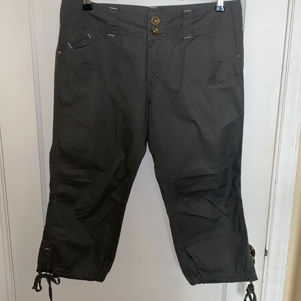 Sanctuary capris